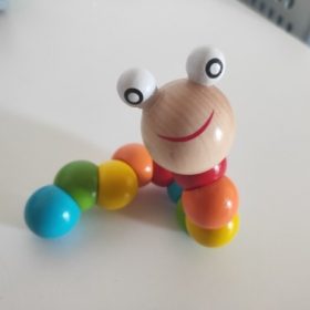 nicebands Toy Caterpillar, Simulation Caterpillar Wooden Twisted Worms Children Early Educational Toys for 1 2 3 Children & Kids Boys and Girls photo review