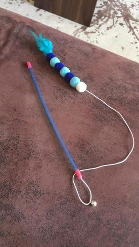 nicebands Cat Dog Chaser Toys, 2in1 Balance Swing Car Toy Stimulate Hunting Instinct Catnip Teaser Toys with Catnip Ball Toys, 2 Pack Cat Stick with Teasing Ball photo review