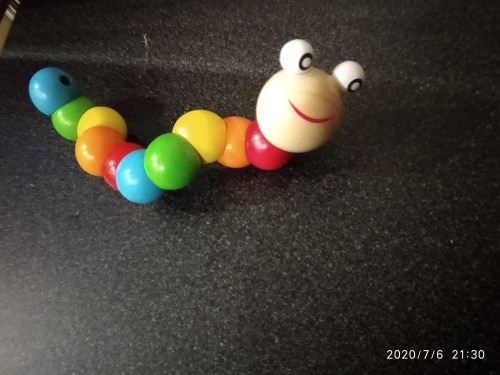 nicebands Toy Caterpillar, Simulation Caterpillar Wooden Twisted Worms Children Early Educational Toys for 1 2 3 Children & Kids Boys and Girls photo review