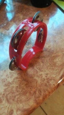 lemonlala Plastic Musical Percussion Tambourines, Dual Alloy Recording Combo Tambourine, Cutaway Half Blossom with 4 Bells photo review